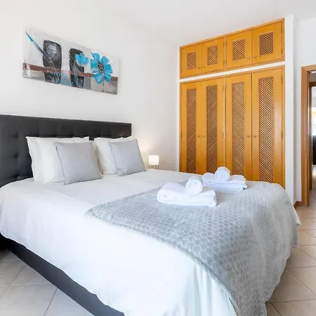 Sea-Front 1' Min! - Apartment With Ac & Wifi Quarteira Exterior photo