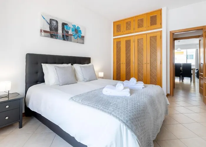 Sea-Front 1\' Min! - Apartment With Ac & Wifi