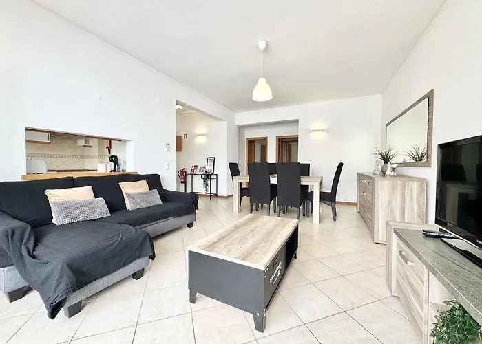 Sea-Front 1\' Min! - Apartment With Ac & Wifi