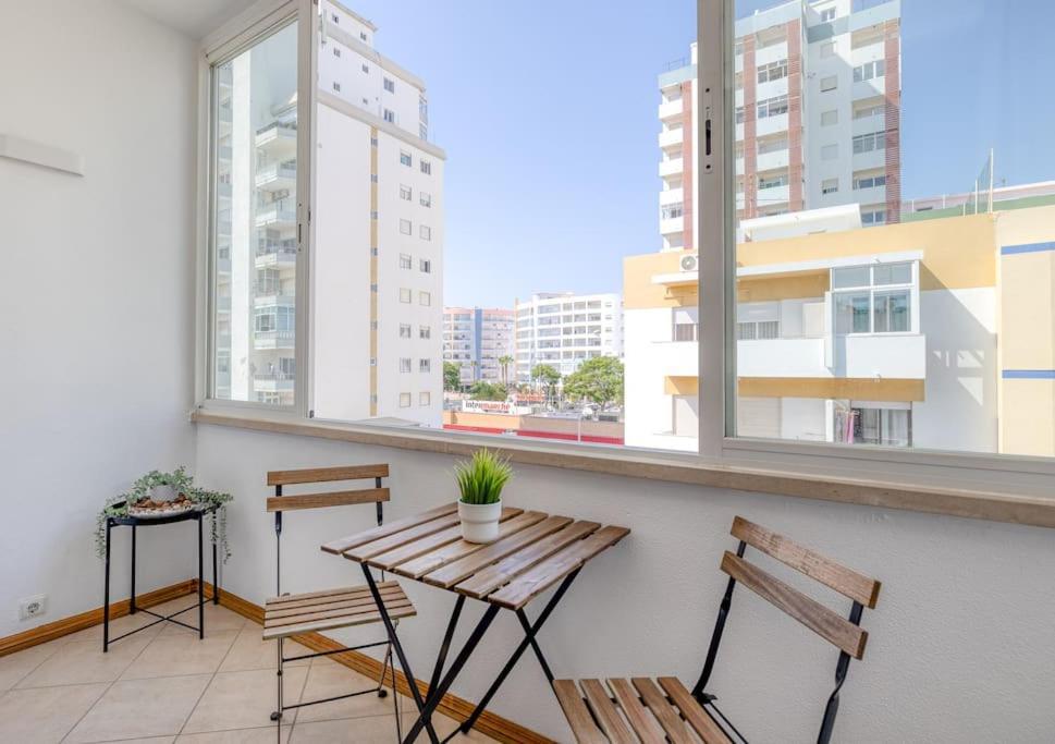 Sea-front 1' Min! - With Ac & Wifi Apartment *