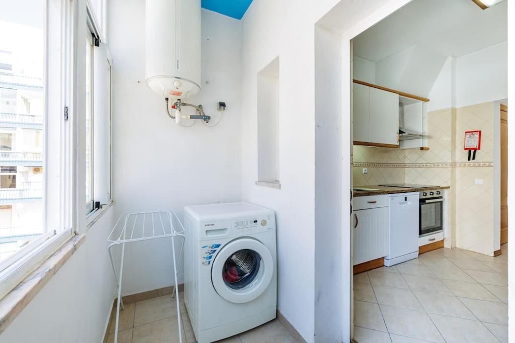 Apartamento Sea-front 1' Min! - With Ac & Wifi *